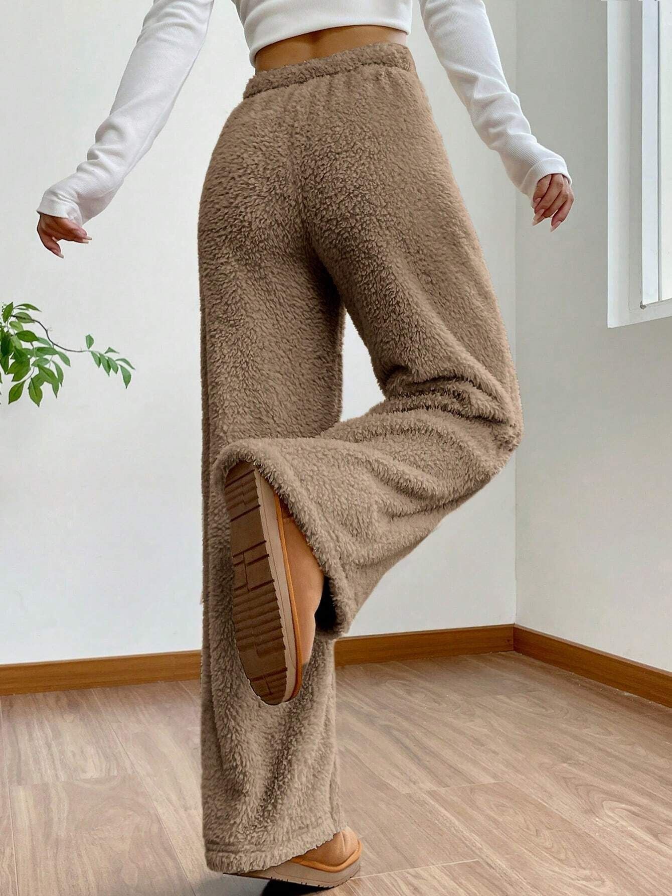 Lounge Fleece Pants